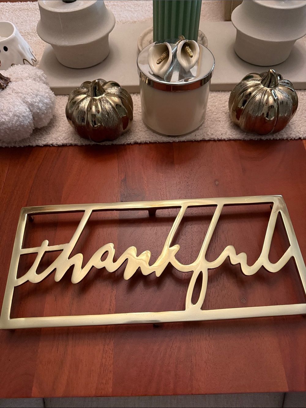 Metal "thankful" Script Sign - Gold Tone hot plate trivets